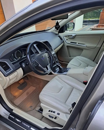 Volvo XC 60 cena 73000 przebieg: 161000, rok produkcji 2014 z Zwierzyniec małe 704